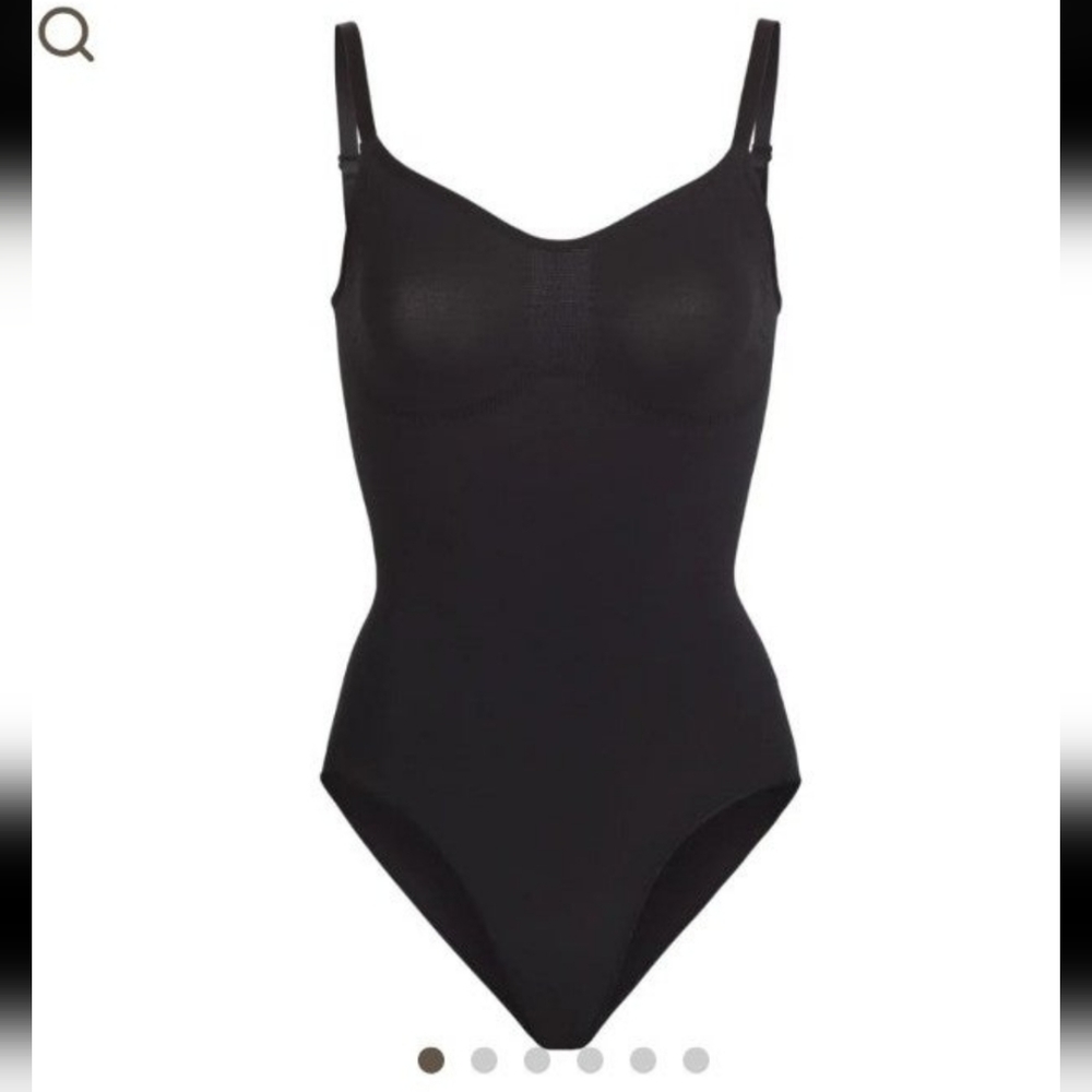 SKIMS Sculpting Bodysuit w Snaps sz L/XL in ONYX *NEW